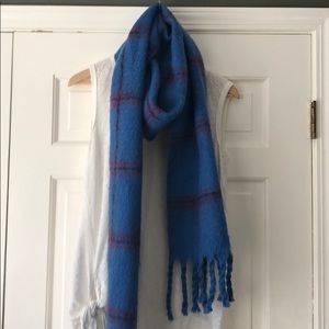 Extra long, super soft scarf